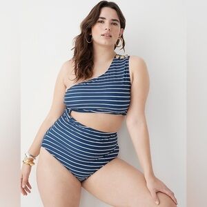 J. Crew Cutout One Piece Full Coverage Swimsuit in Navy Stripe Plus Size 24 NWT